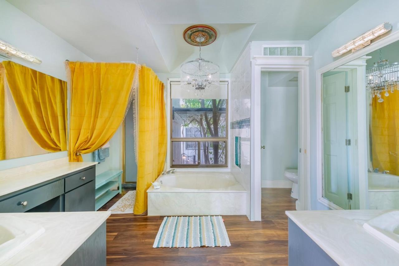 פיניקס Smart Solution - Individual Private Bed-Pods In Gorgeous Shared Space - Women Only Dorm In Room 5 - Coed House - Full-Sized Mattresses In Individual Pods - With Built-In Private Storage - Gorgeous Shared Room - Affordable Luxury - Sparrow House מראה חיצוני תמונה