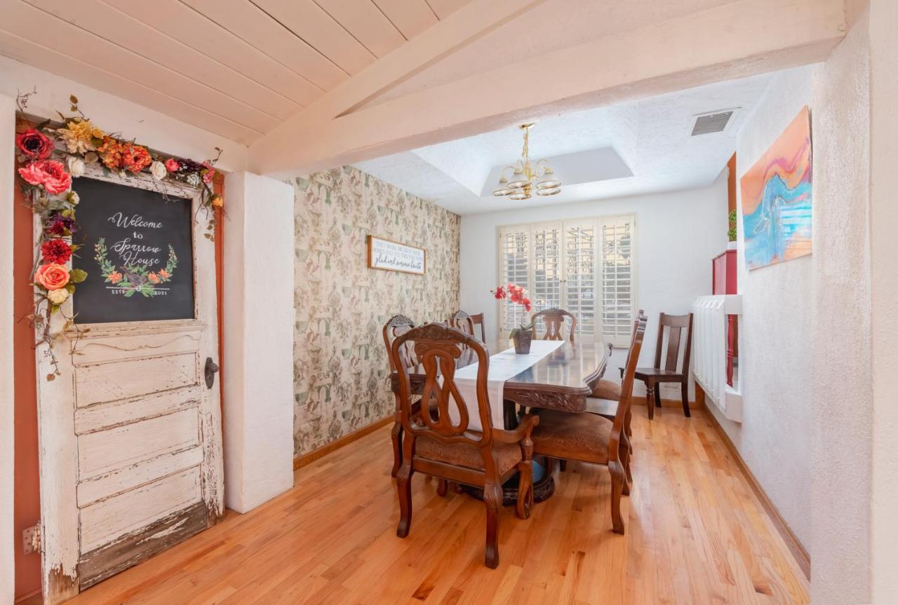פיניקס Smart Solution - Individual Private Bed-Pods In Gorgeous Shared Space - Women Only Dorm In Room 5 - Coed House - Full-Sized Mattresses In Individual Pods - With Built-In Private Storage - Gorgeous Shared Room - Affordable Luxury - Sparrow House מראה חיצוני תמונה