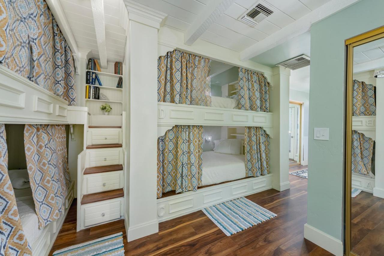 פיניקס Smart Solution - Individual Private Bed-Pods In Gorgeous Shared Space - Women Only Dorm In Room 5 - Coed House - Full-Sized Mattresses In Individual Pods - With Built-In Private Storage - Gorgeous Shared Room - Affordable Luxury - Sparrow House מראה חיצוני תמונה