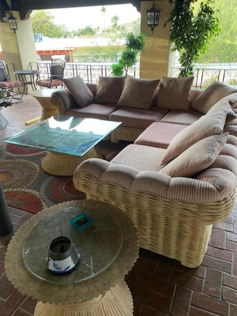 פיניקס Smart Solution - Individual Private Bed-Pods In Gorgeous Shared Space - Women Only Dorm In Room 5 - Coed House - Full-Sized Mattresses In Individual Pods - With Built-In Private Storage - Gorgeous Shared Room - Affordable Luxury - Sparrow House מראה חיצוני תמונה
