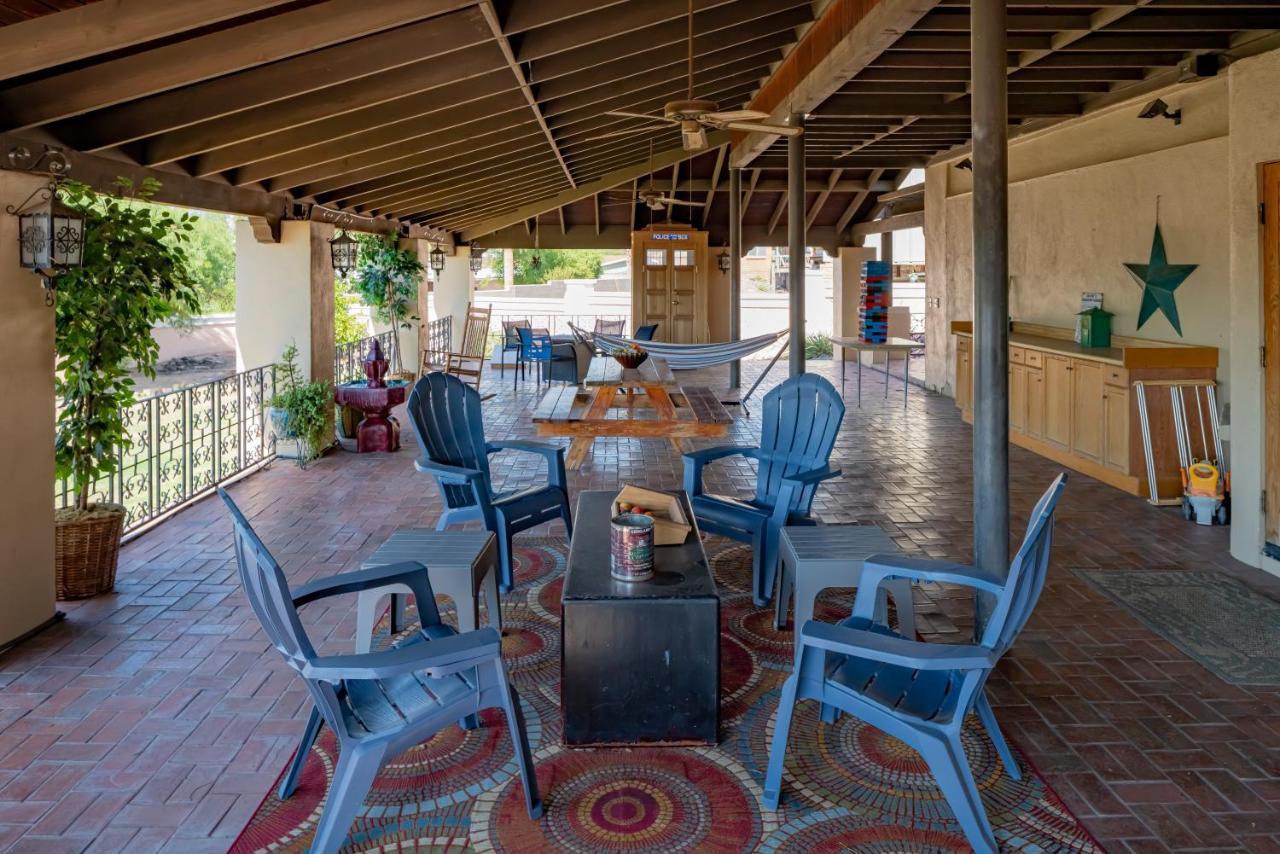 פיניקס Smart Solution - Individual Private Bed-Pods In Gorgeous Shared Space - Women Only Dorm In Room 5 - Coed House - Full-Sized Mattresses In Individual Pods - With Built-In Private Storage - Gorgeous Shared Room - Affordable Luxury - Sparrow House מראה חיצוני תמונה